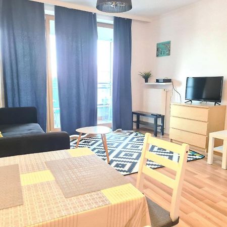 Dworska Studio Apartment Krasków Eksteriør bilde